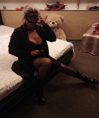 Проститутка Амира